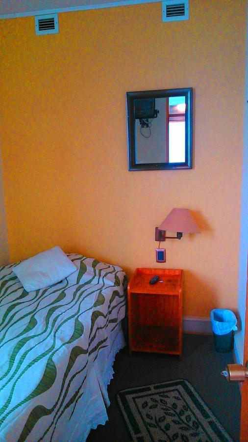 Hostal Don Guillermo Puerto Natales Chambre photo